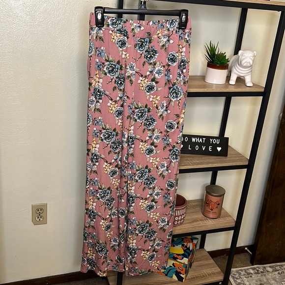Rewind Pants - Rewind NWOT Floral Wide Leg Palazzo Pants Size S